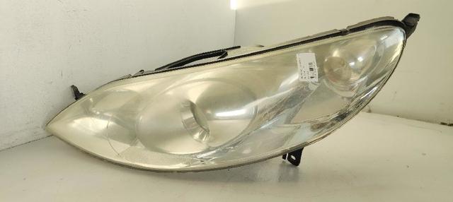 Reflektor lewy 301213271 PEUGEOT
