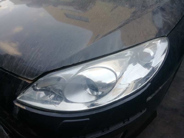 Reflektor lewy 301213273 PEUGEOT