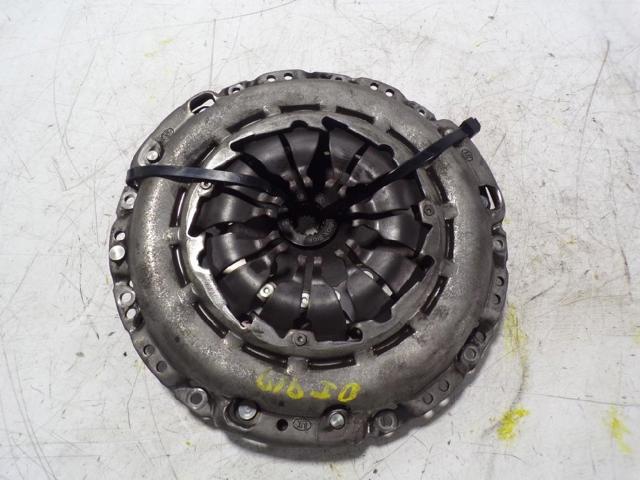 Zestaw sprzęgła (3 części) 302053931R RENAULT