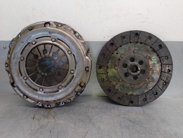 302058570R Renault (RVI)