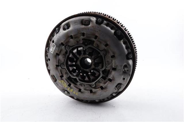 Zestaw sprzęgła (3 części) 302059399R RENAULT