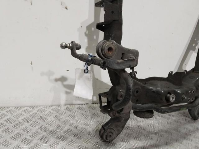 Korpus osi przedniej Opel Astra L35