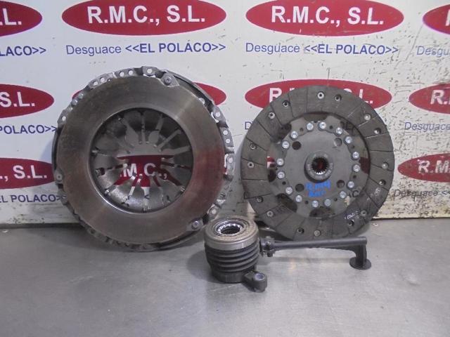 Zestaw sprzęgła (3 części) 302104374R RENAULT