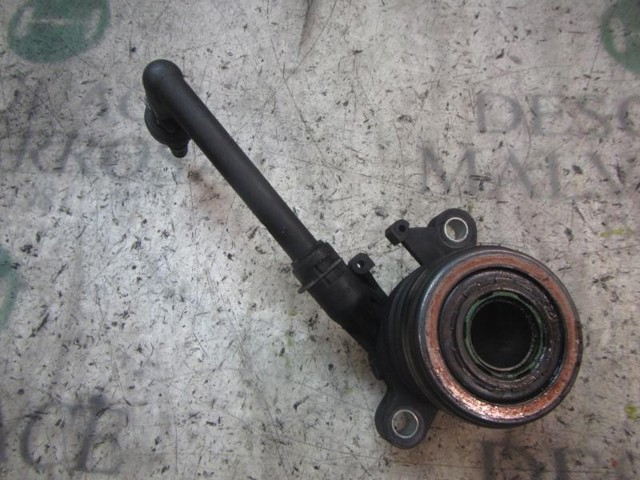 302183031R Renault (RVI)