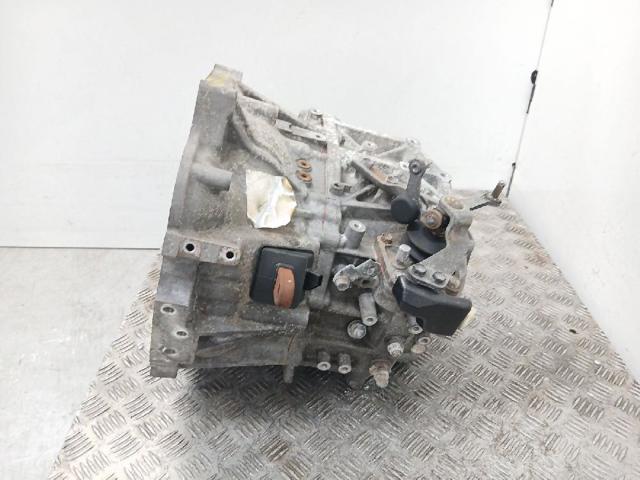 Mechaniczna skrzynia biegów w komplecie Toyota Auris E15