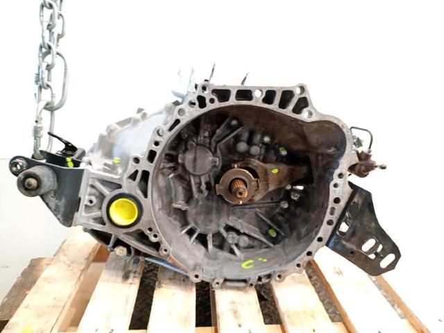 Kupić Mechaniczna skrzynia biegów w komplecie Toyota Avensis  T27 w dobrej cenie