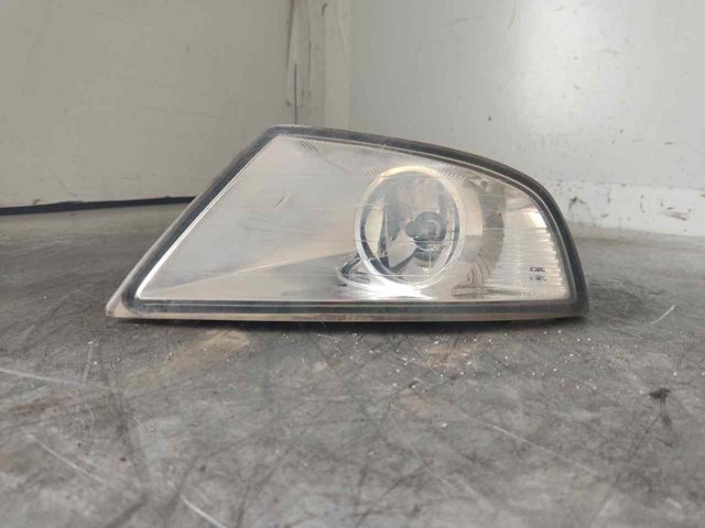 Lampa przeciwmgielna prawa 305068002 FORD