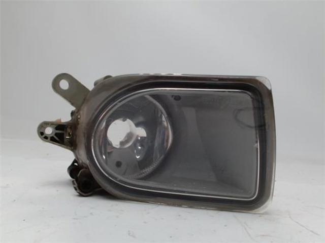 Lampa przeciwmgielna prawa 305075002 VOLVO