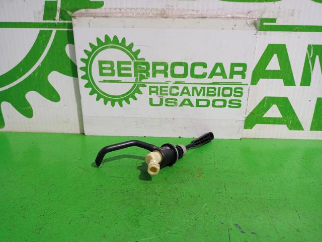 306100394R Renault (RVI)