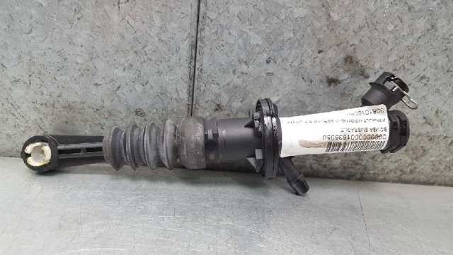 Cylinder sprzęgła główny 306101808R RENAULT