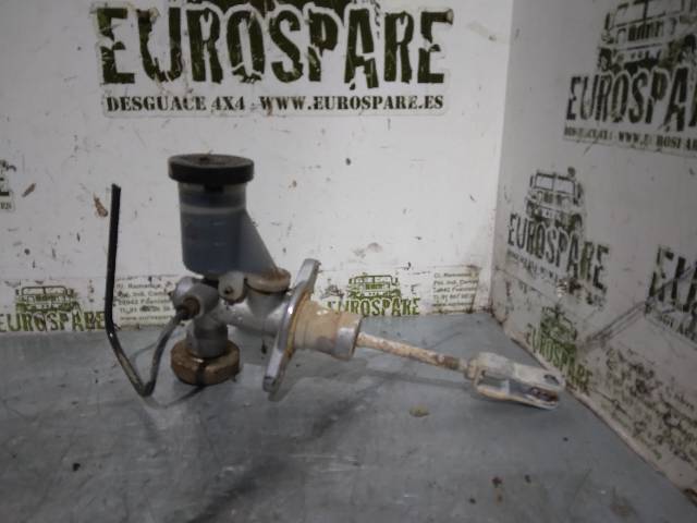Cylinder sprzęgła główny 306103S102 NISSAN
