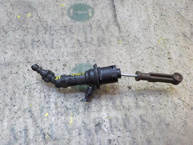 306104118R Renault (RVI)