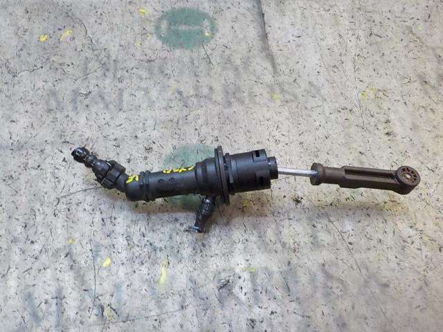 306104118R Renault (RVI)