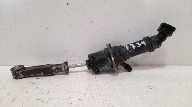 306104118R Renault (RVI)