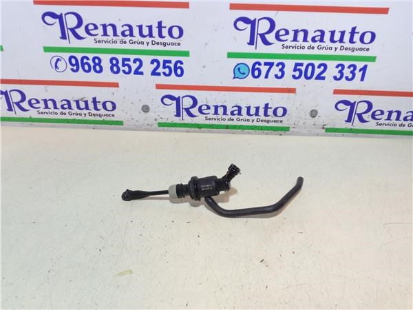 Cylinder sprzęgła główny 306104BA1A NISSAN