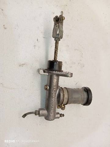 Cylinder sprzęgła główny 3061055S10 NISSAN