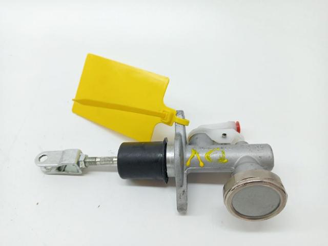 Cylinder sprzęgła główny 306105X01B NISSAN