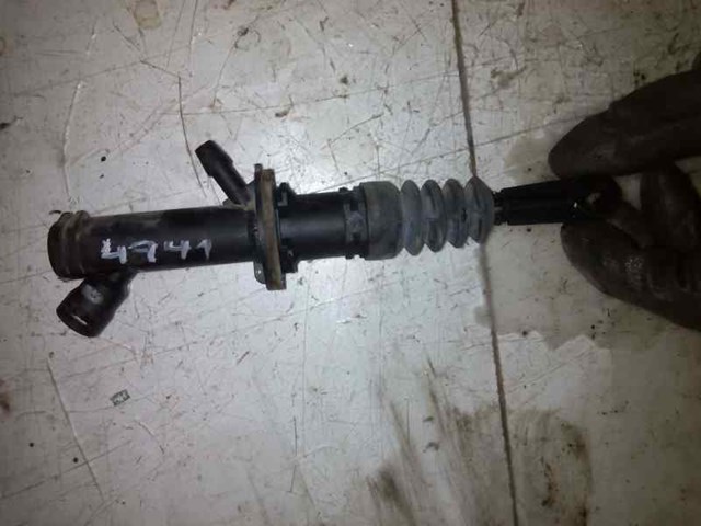 Cylinder sprzęgła główny 306107593R RENAULT