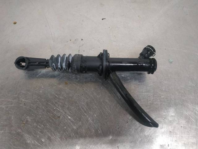 Cylinder sprzęgła główny 306109084R RENAULT