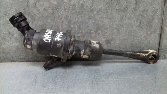 Cylinder sprzęgła główny 30610ET000 NISSAN