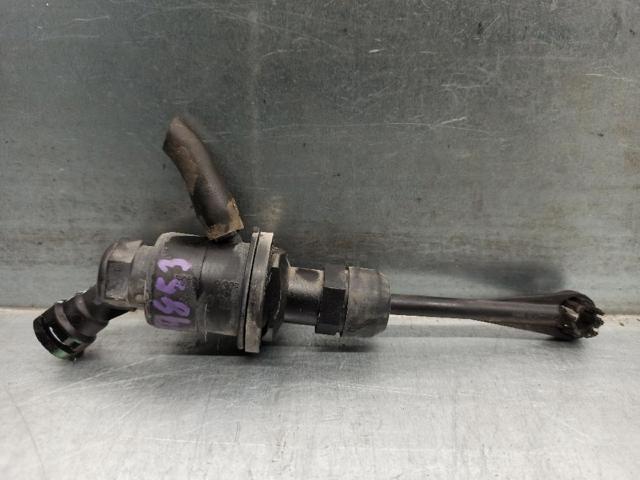 Cylinder sprzęgła główny 30610JG40A NISSAN