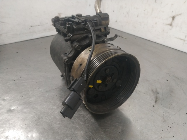 Sprężarka klimatyzacji 30614023 VOLVO