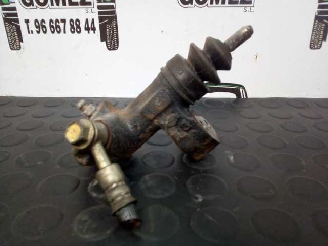 Cylinder roboczy sprzęgła 306202J00A NISSAN