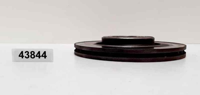 Tarcza hamulcowa przednia 30657301 VOLVO