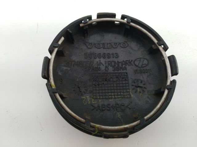 Kołpak do obręczy koła 30666913 VOLVO