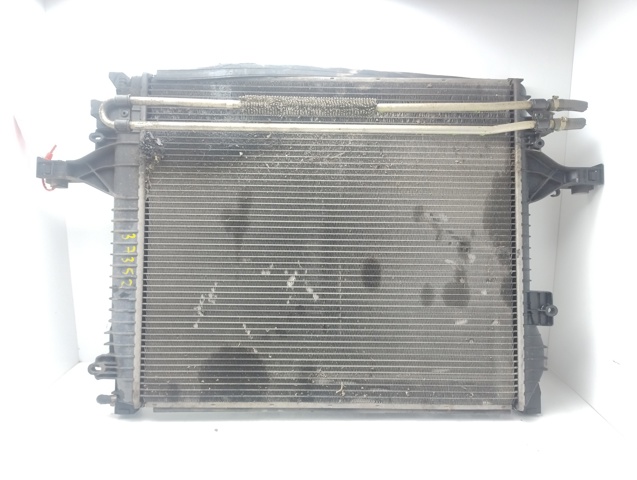 Chłodnica silnika 30681495 VOLVO