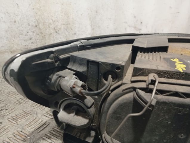 Reflektor lewy 30698648 VOLVO
