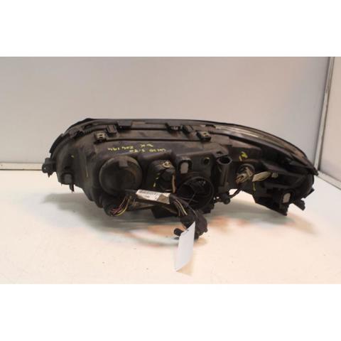 Reflektor prawy 30698836 Volvo