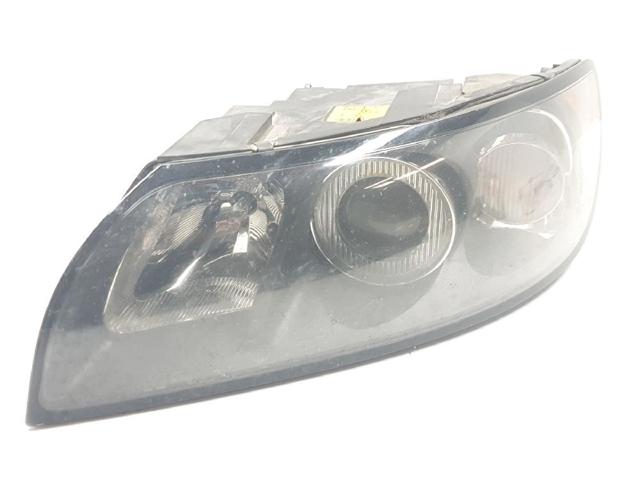 Reflektor prawy 30698873 VOLVO