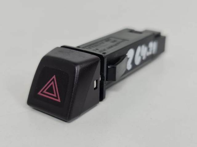 Przycisk włączania światła awaryjnego 30739296 VOLVO