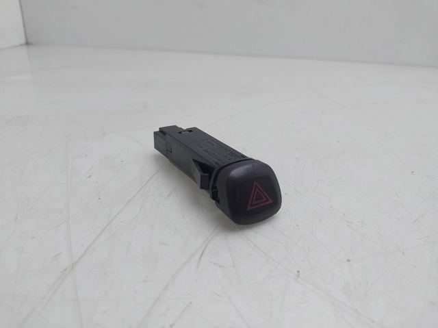 Przycisk włączania światła awaryjnego 30739319 VOLVO