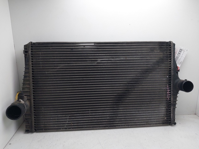 Chłodnica intercoolera 30748808 VOLVO
