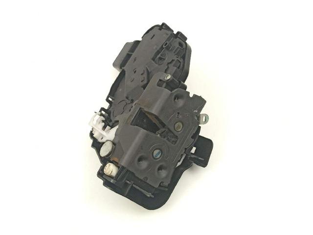 Zamek drzwi tylnych lewych 30753668 VOLVO