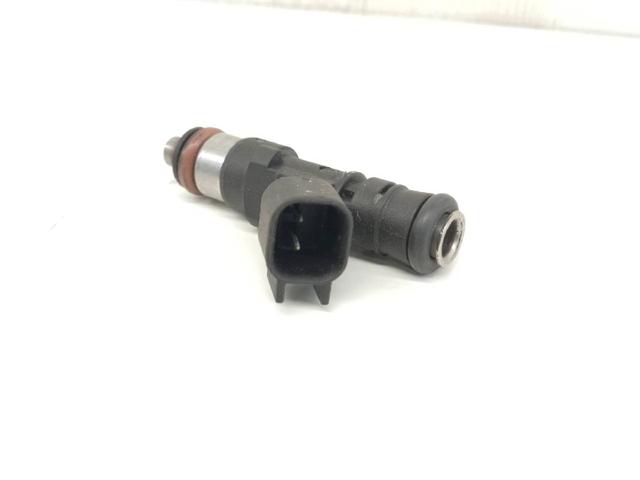 Wtryskiwacz paliwa 30757534 VOLVO