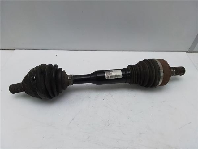Półoś napędowa przednia lewa 30783068 VOLVO