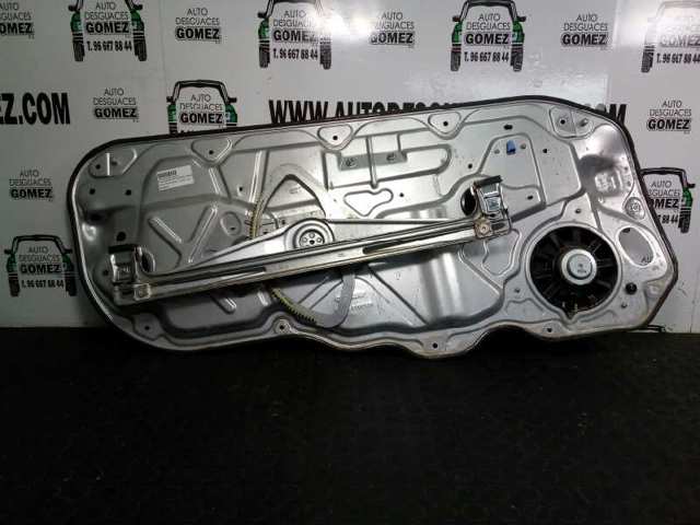 Mechanizm podnoszenia szyby drzwi przednich prawych 30784510 VOLVO