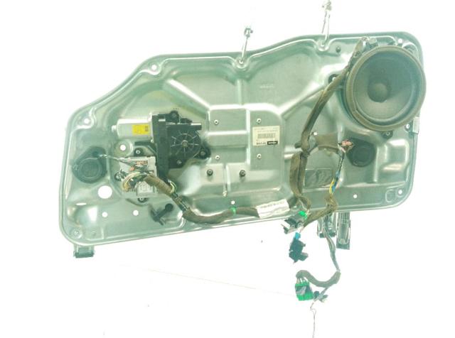 Mechanizm podnoszenia szyby drzwi przednich prawych 30784510 VOLVO