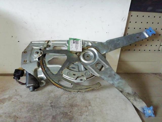 Mechanizm podnoszenia szyby drzwi przednich lewych 30784576 VOLVO