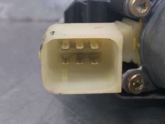 Mechanizm podnoszenia szyby drzwi przednich prawych 30784579 VOLVO