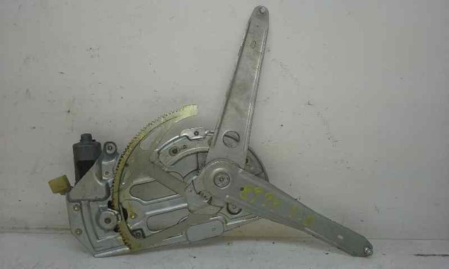 Mechanizm podnoszenia szyby drzwi przednich prawych 30784579 VOLVO