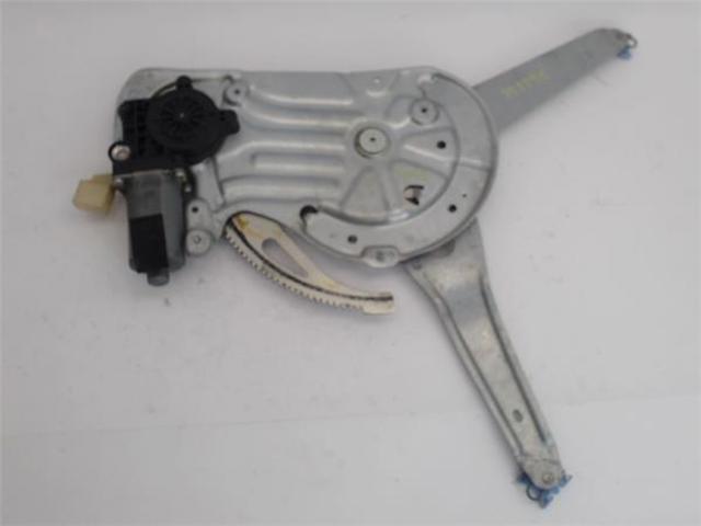 Mechanizm podnoszenia szyby drzwi przednich prawych 30784579 VOLVO