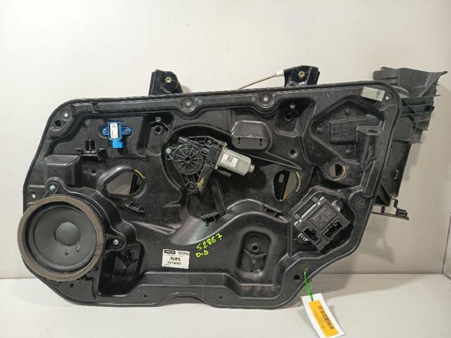 Mechanizm podnoszenia szyby drzwi przednich prawych 30784829 VOLVO