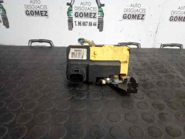 Zamek drzwi przednich lewych 30784976 VOLVO