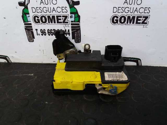 Zamek drzwi przednich lewych 30784976 VOLVO