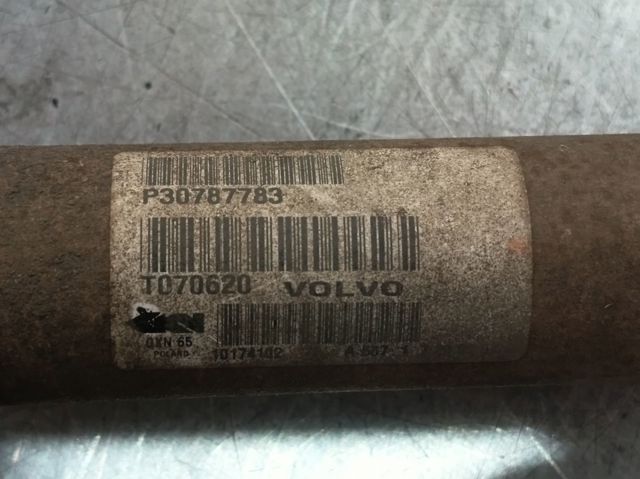Półoś napędowa przednia prawa 30787783 VOLVO