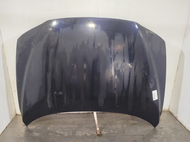 Maska silnika 30796490 VOLVO